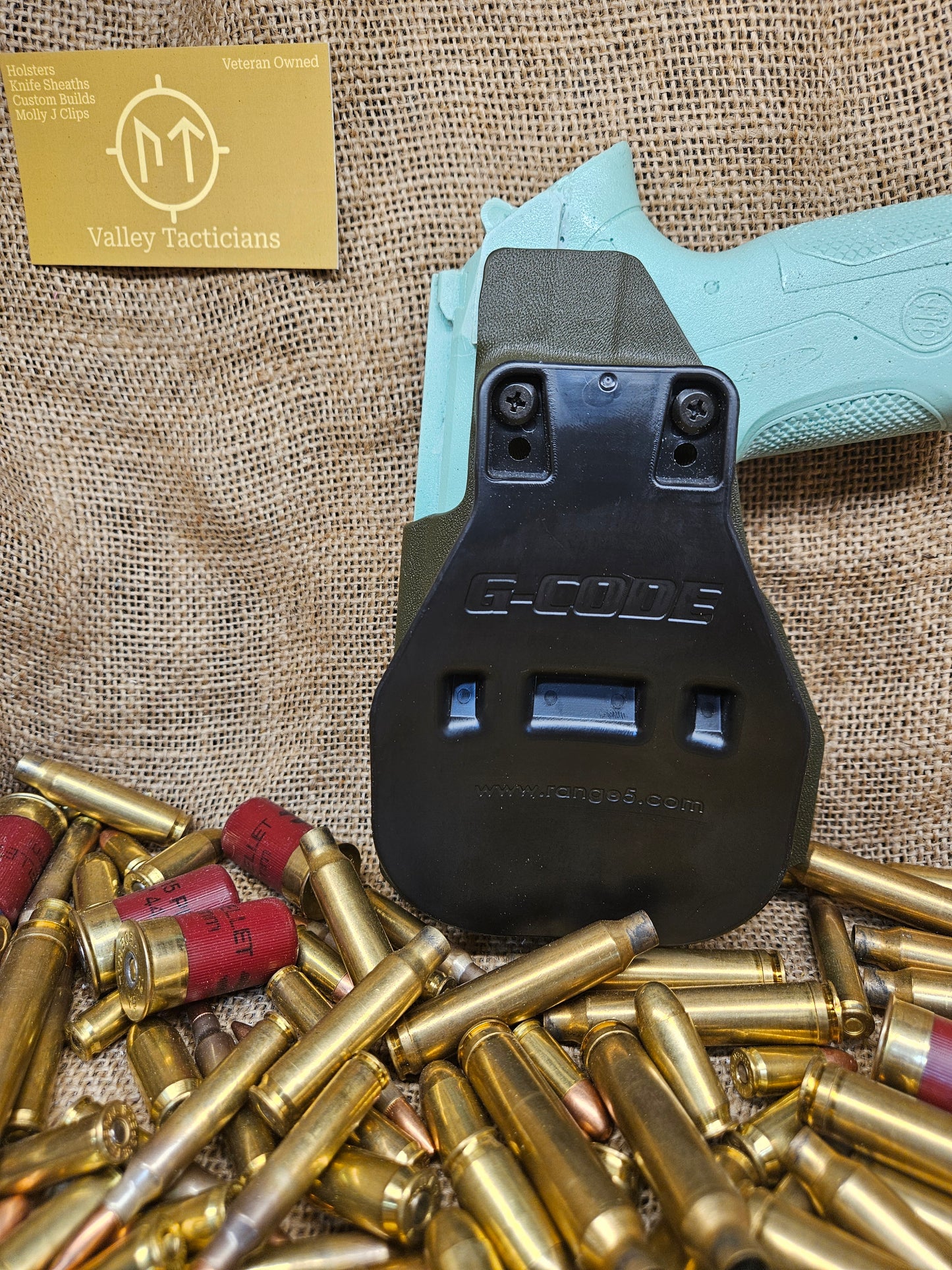 Outside the waistband CZ