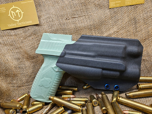 Outside the waistband FN